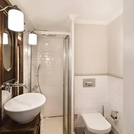 Luxury Next To Citys Nisantasi Mall 公寓